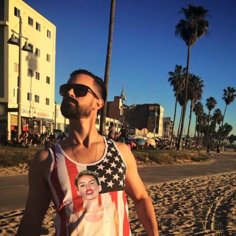 Meet your Posher, Eric